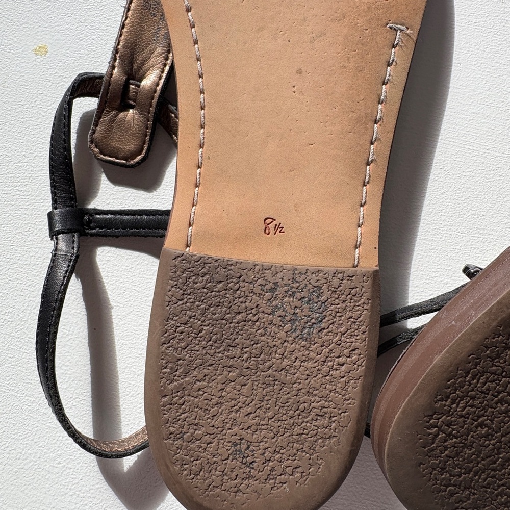 Sam Edelman Black Leather Thong Sandals~Womens 8.5 - Picture 7 of 7
